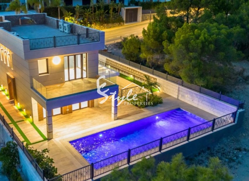Se vende villa nueva en Finestrat, Costa Blanca, España ON1811