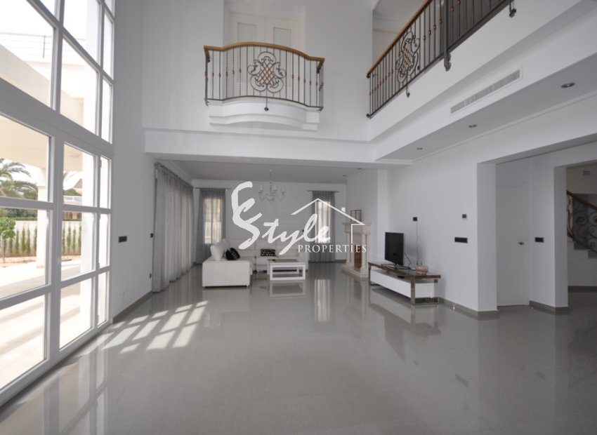 Short Term Rentals - Villa - Cabo Roig