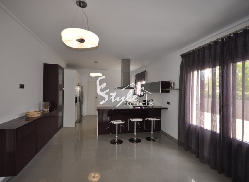 Short Term Rentals - Villa - Cabo Roig