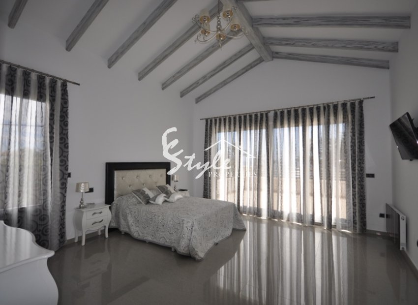 Short Term Rentals - Villa - Cabo Roig