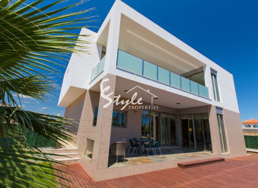 Short Term Rentals - Villa - Cabo Roig