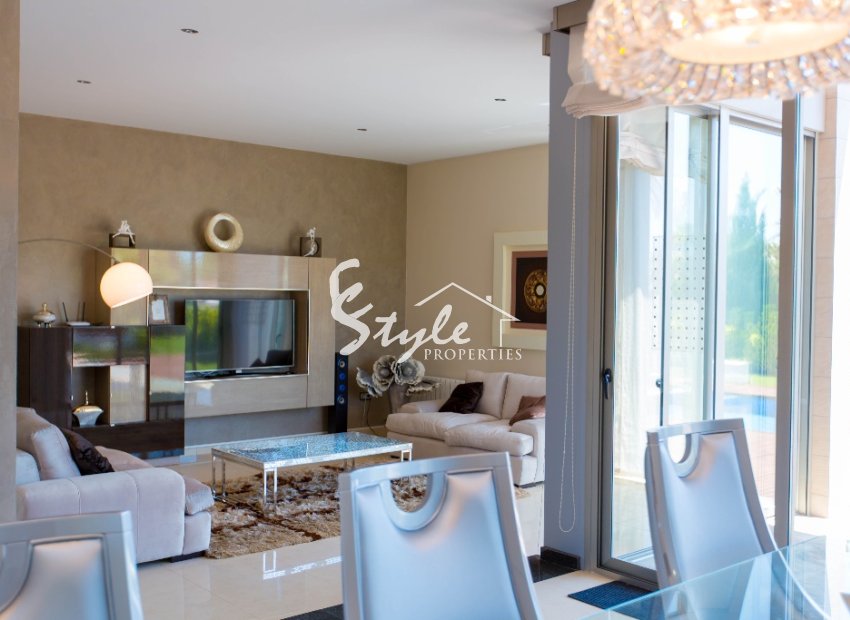 Short Term Rentals - Villa - Cabo Roig