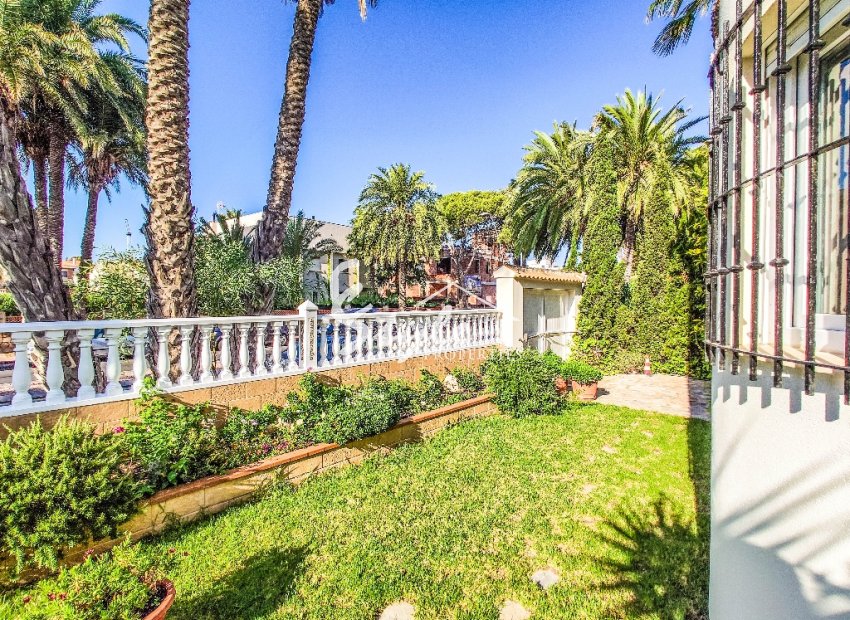 Short Term Rentals - Villa - La Zenia