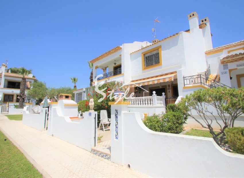 South Facing Townhouse with Pool Views in Villamartin, Orihuela Costa, Costa Blanca, Spain. ID 2317