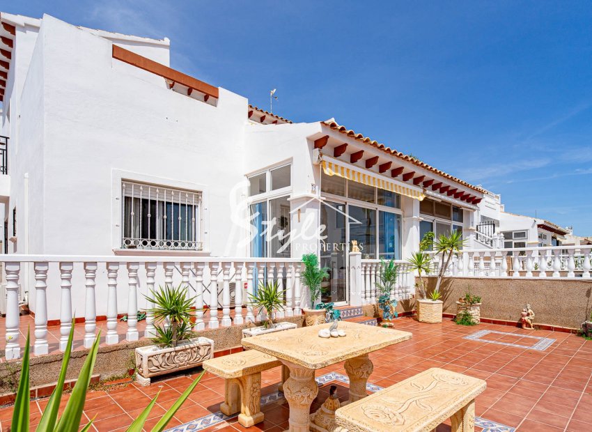 Stunning 3 Bedroom Quad House for Sale in La Ciñuelica, Punta Prima . Costa Blanca, Spain. ID 2737