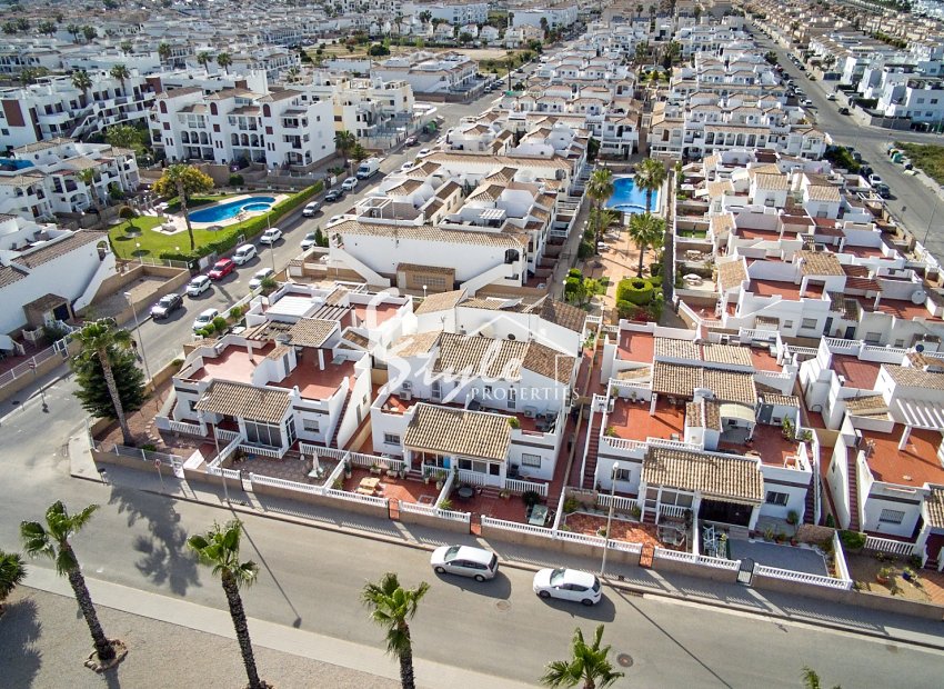 Stunning 3 Bedroom Quad House for Sale in La Ciñuelica, Punta Prima . Costa Blanca, Spain. ID 2737