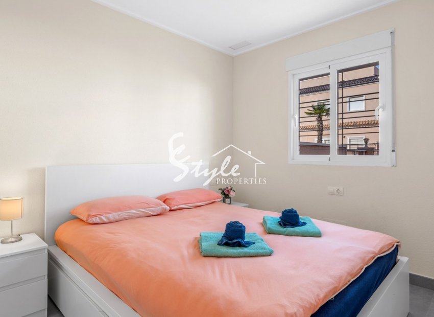 Stylish Ground Floor Apartment for Sale in Vista Azul, Punta Prima, Costa Blanca. ID3638