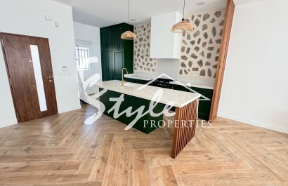 Townhouse - Resale - Alicante - Catral