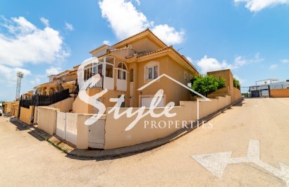 Townhouse - Resale - Los Altos - Los Altos