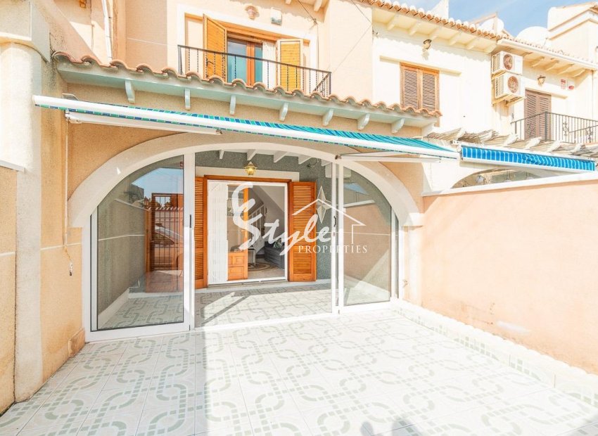 Townhouse with Private Solarium in El Chaparral, Torrevieja – Costa Blanca.ID2319
