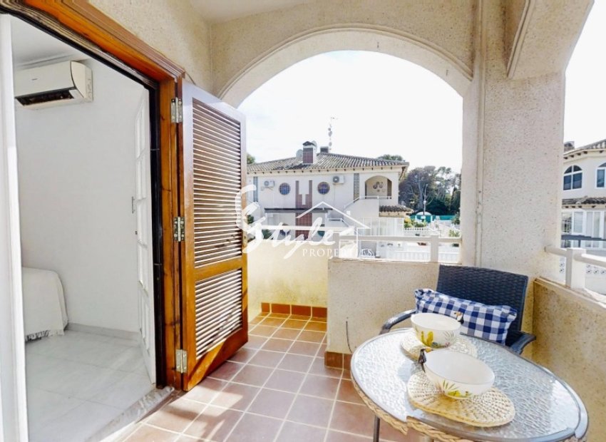 В продаже бунгало в Лас Баркас, Пунта Прима, Ориуэла Коста. ID2539