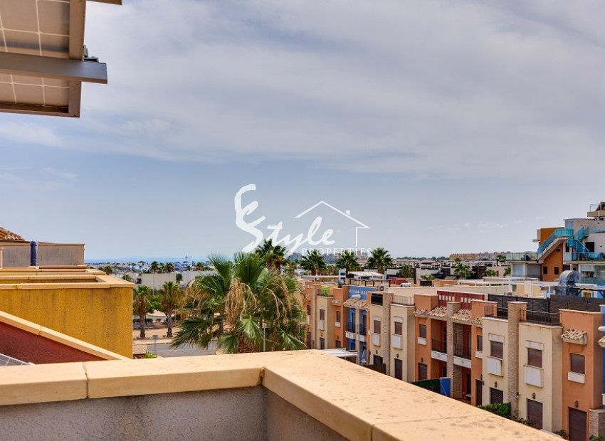 В продаже дуплекс в Ломас де Кабо Роиг, Коста Бланка, Испания. ID3637
