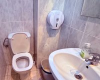 В продаже готовое коммерческое помещение для бизнеса и инвестиций в центре Торревьехи, Коста Бланка, Испания. ID037