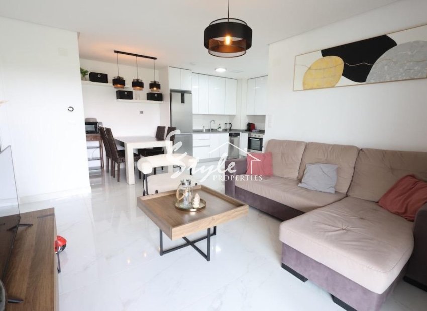 В продаже квартира с открытым видом и 3 спальнями в Green Hills, Лос Дольсес, Вилламартин, Ориуэла Коста. ID3668