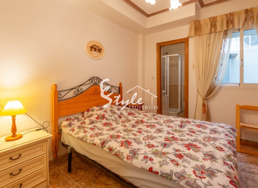 В продаже уютная квартира первый этаж в La Ciñuelica R-9, Пунта Прима, Коста Бланка. ID1301