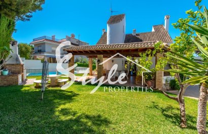 Villa - Alquiler corta estancia - Campoamor - Campoamor