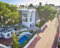Villa de nueva construcción en venta en Los Balcones, Torrevieja, Costa Blanca. ON1756