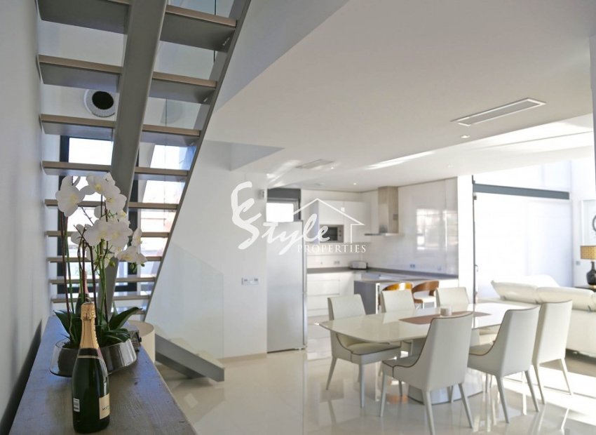 Villa en Dehesa de Campoamor, Costa Blanca, España. ON1638