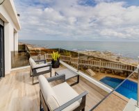 Villa en primera línea de mar en La Mata (Torrevieja) España. ID1826