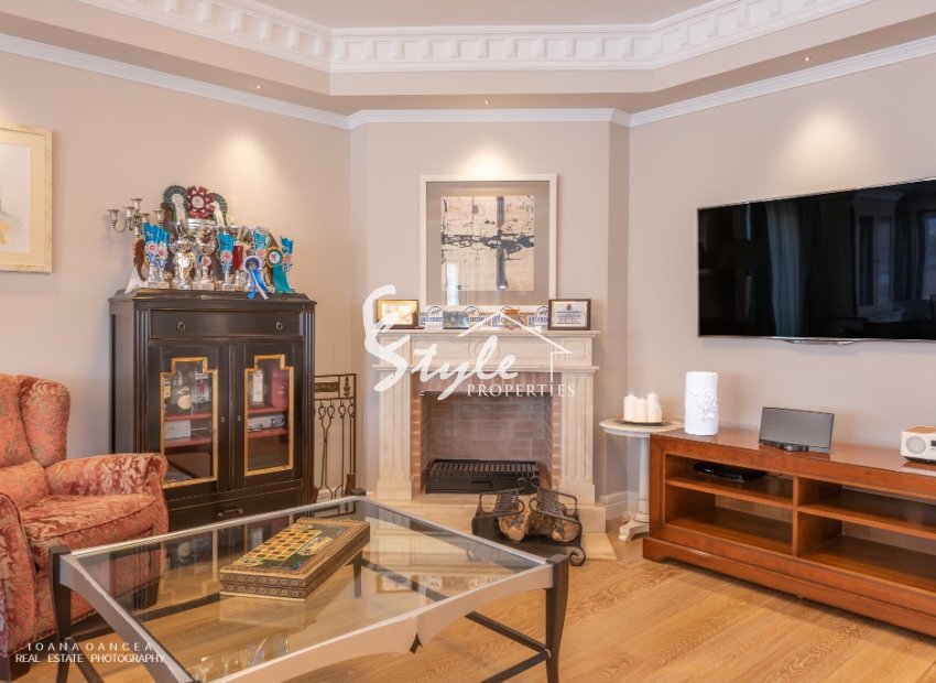 Villa for sale in Ciudad Quesada, Guardamar del Segura, Cost Blanca, Spain