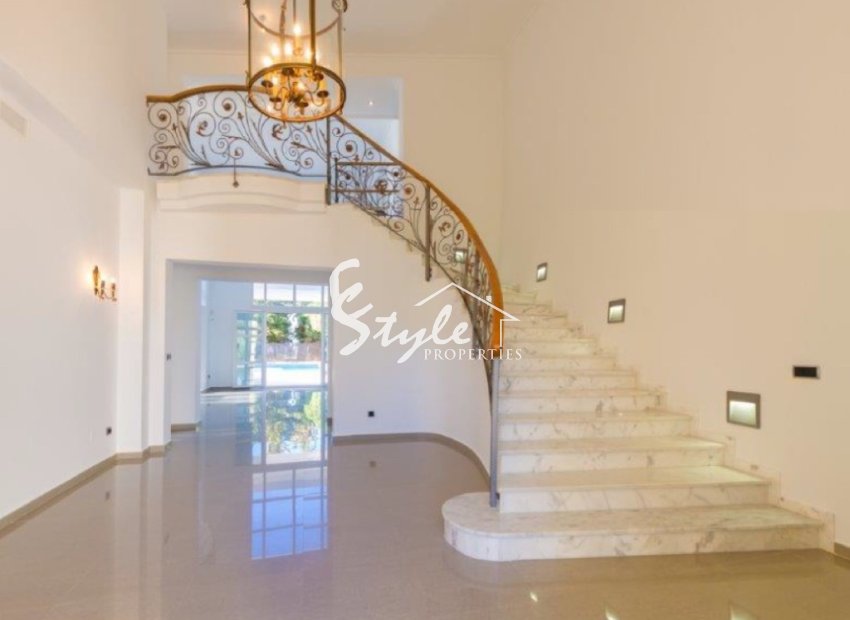 Villa in rent with private pool, Orihuela Costa, Spain