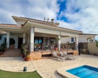 Villa mediterránea de lujo en Dehesa de Campoamor a 800 m del mar con piscina privada. ID2789