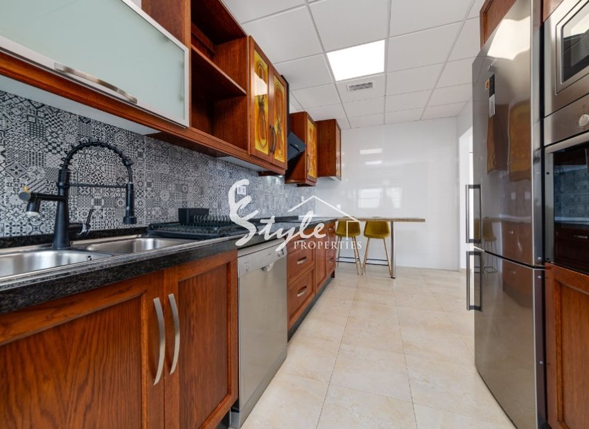 Вилла на первой линии моря в Ла Мате (Торревьеха) Испания. ID1826