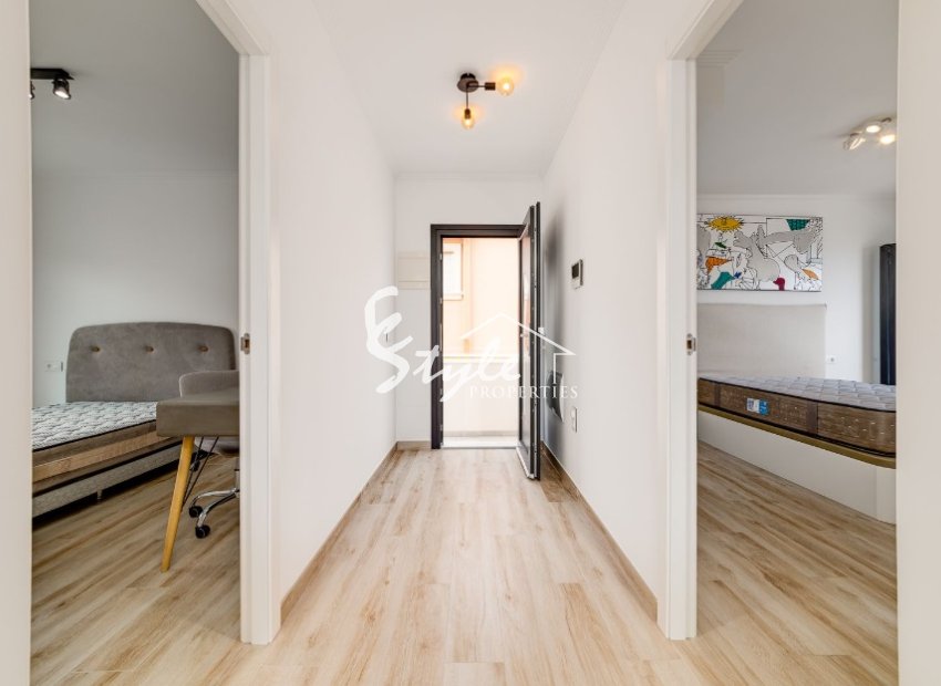 Вилла на первой линии моря в Ла Мате (Торревьеха) Испания. ID1826