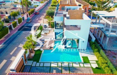 Villa - Nuevo - Torrevieja  - ON1468