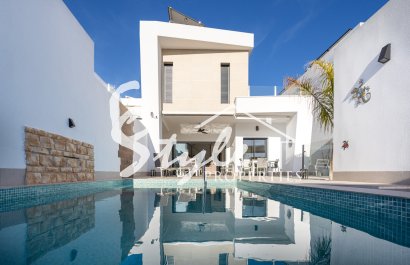 Villa - Resale - Alicante - Dolores