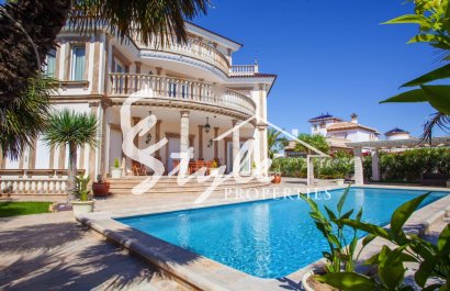 Villa - Resale - Cabo Roig - 977