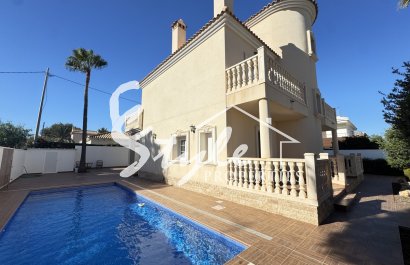 Villa - Resale - Cabo Roig - Cabo Roig