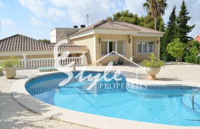 Villa - Resale - Dehesa de Campoamor - 640