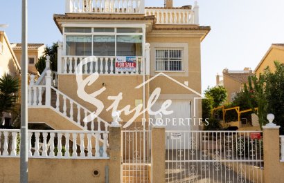 Villa - Resale - Los Altos - Los Altos