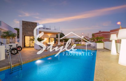 Villa - Resale - Orihuela-Costa - CBB-59302