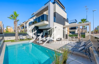 Villa - Resale - Orihuela Costa  - Lomas de Cabo Roig