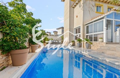 Villa - Resale - Orihuela Costa  - Playa Flamenca
