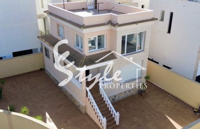 Villa - Resale - Orihuela Costa  - Villamartin