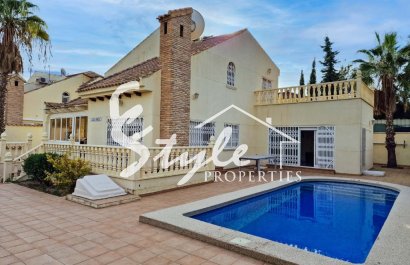 Villa - Resale - Playa Flamenca - 6086