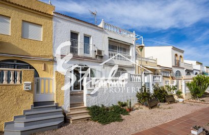 Villa - Resale - Torrevieja - La Siesta