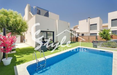 Villa - Resale - Torrevieja - Torrevieja