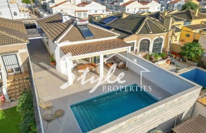 Villa - Resale - Torrevieja - Torrevieja