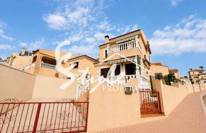 Villa - Resale - Villamartín - Blue Lagoon