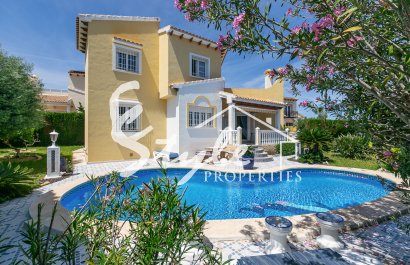 Villa - Resale - Villamartín - Villamartin