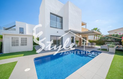 Villa - Reventa - Ciudad Quesada - Lo pepin