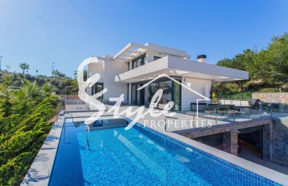 Villa - Reventa - Las Colinas - 2802