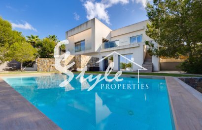 Villa - Reventa - Las Colinas Golf - Las Colinas Golf