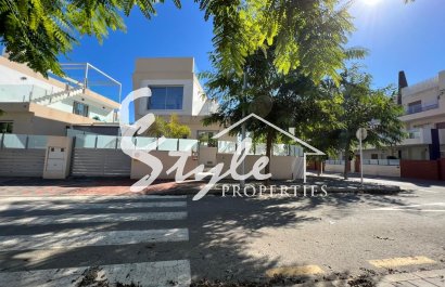 Villa - Reventa - Mil Palmeras - Mil Palmeras