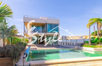 Villa - Reventa - Orihuela Costa  - La Zenia