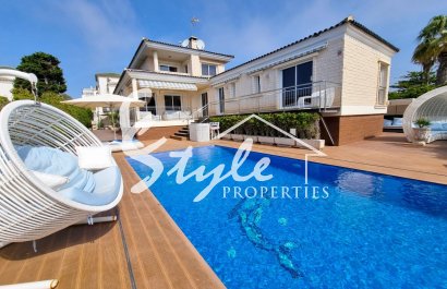 Villa - Reventa - Torrevieja - La Mata